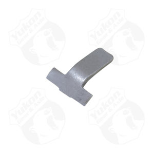 Side bearing adjuster lock for 8.25 GM IFS